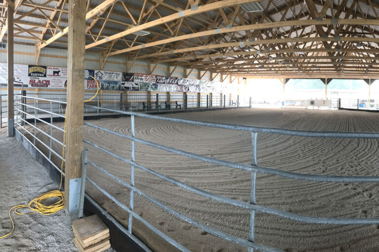 Cattle-Show-Arena-v1